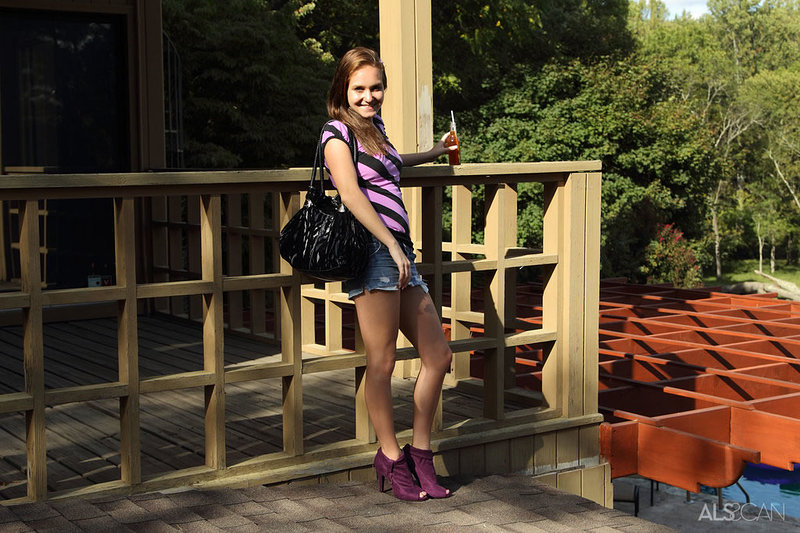 Лира, 18 лет, 8 размер груди