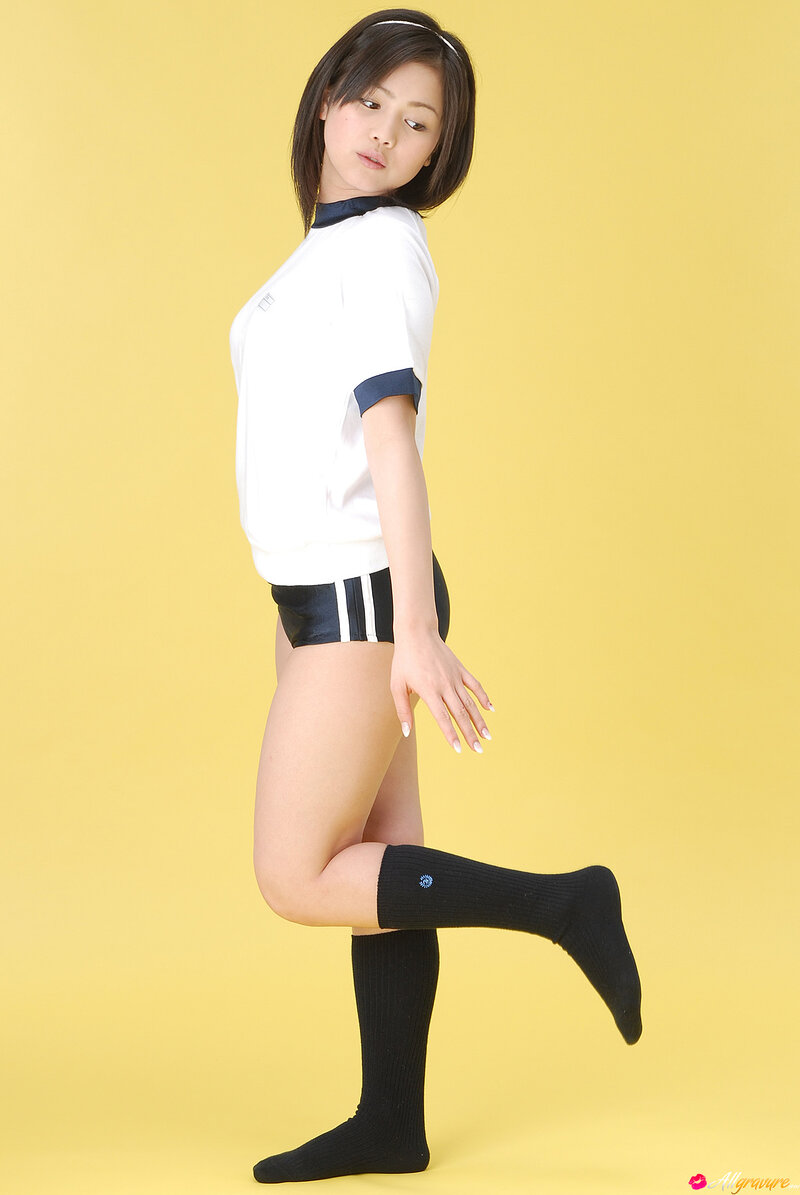 Нелия, 24 года, 2 размер груди